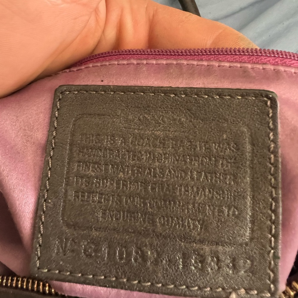 Coach purse - Picture 2 of 2